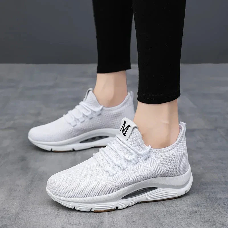 Women's Mesh Casual Sneakers With A Strong Cushioning Effect