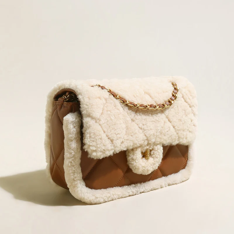 Winterthur Glam Shoulder Bag