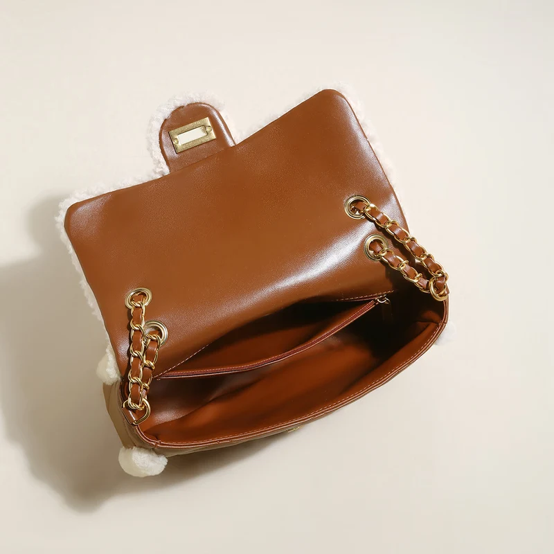 Winterthur Glam Shoulder Bag