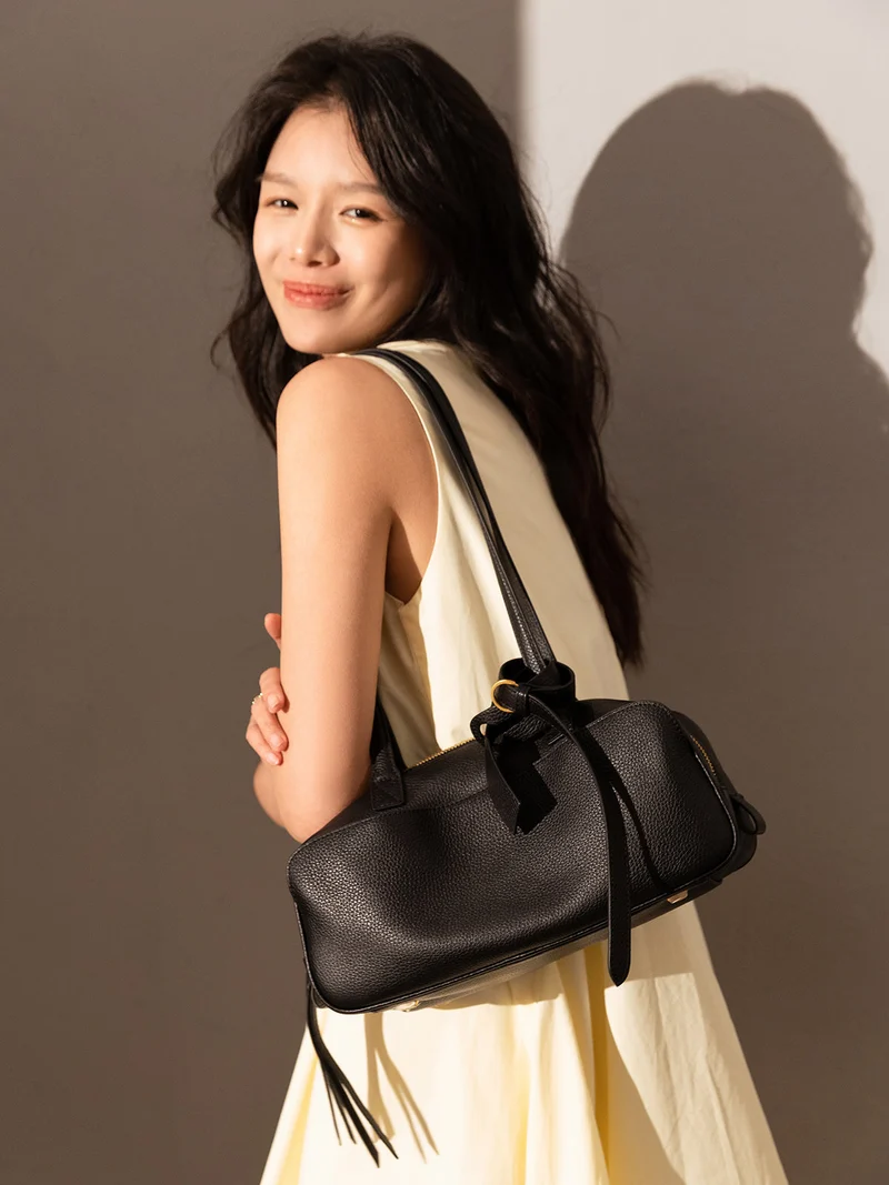 Mini Rectangular Knot Strap Shoulder Bag