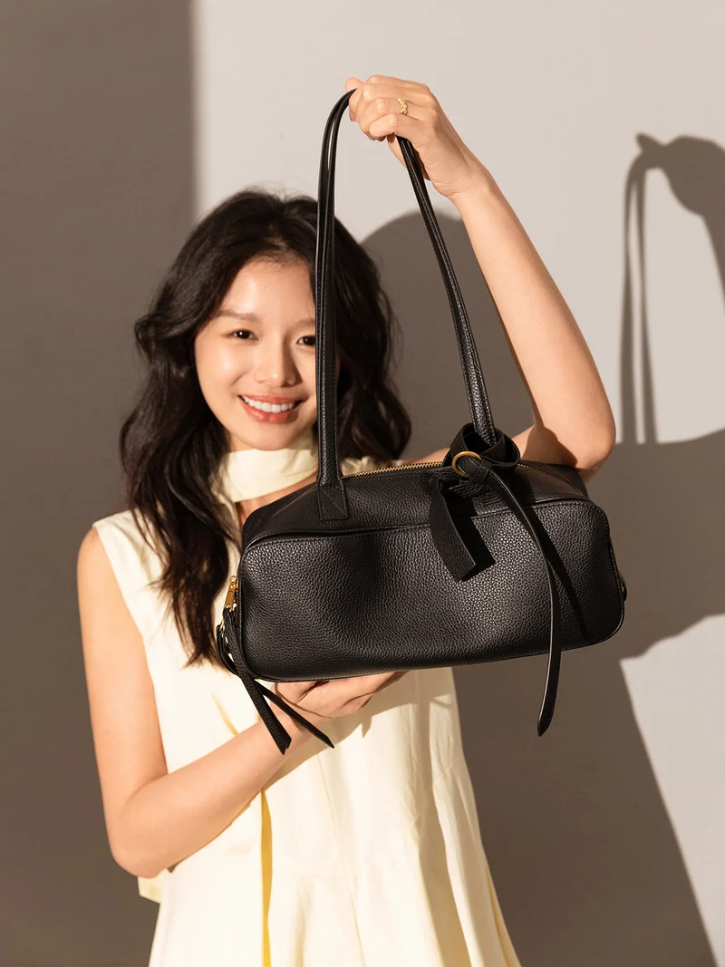 Mini Rectangular Knot Strap Shoulder Bag