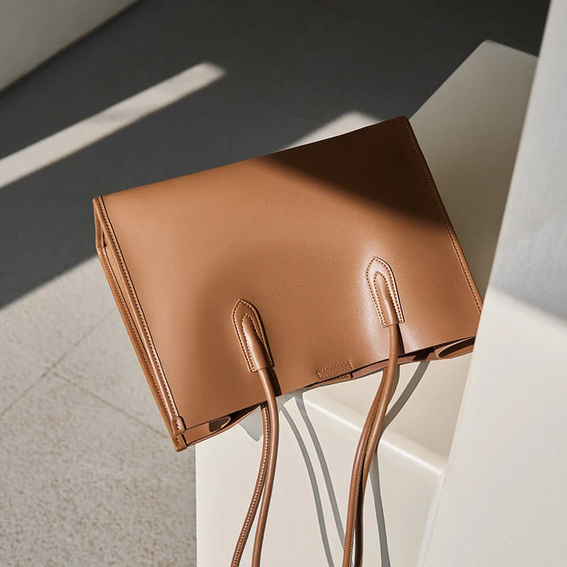 Large Capacity Leather Commuter Tote Bag