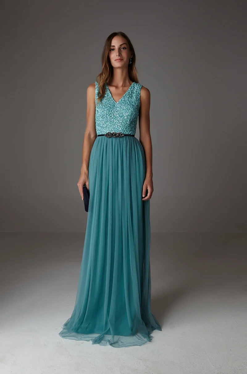 TANIA MAXI