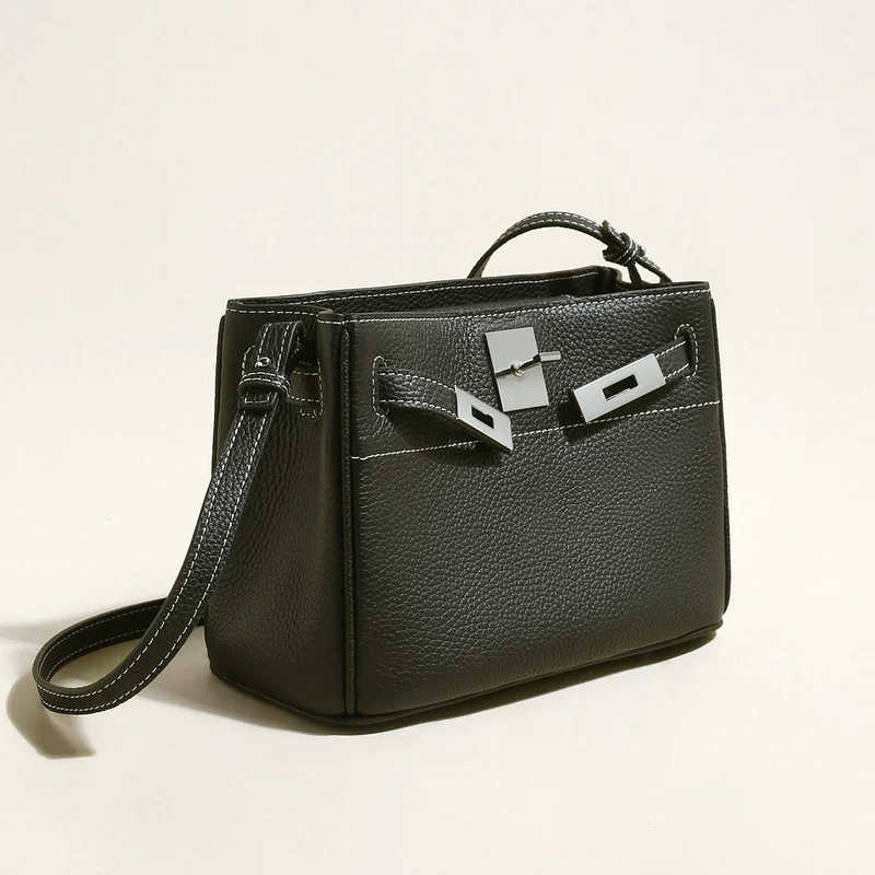 Classic Leather Box Bag