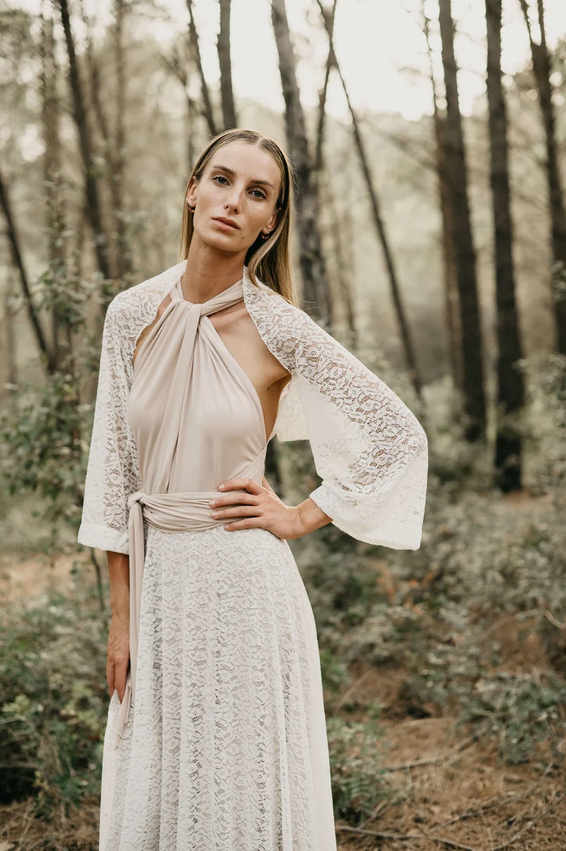 NEW LACE BOLERO