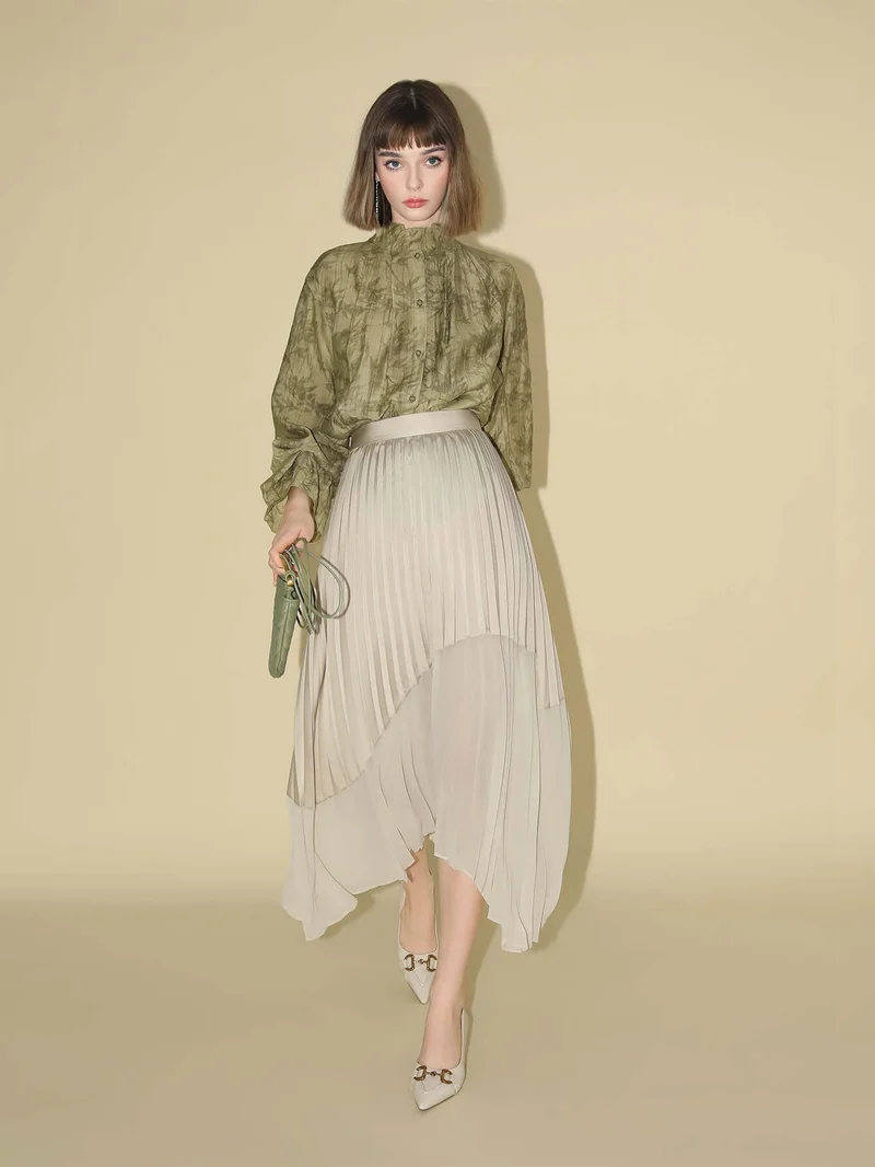 Bamboo Leaf Jacquard Ruffled Long Sleeve Blouse