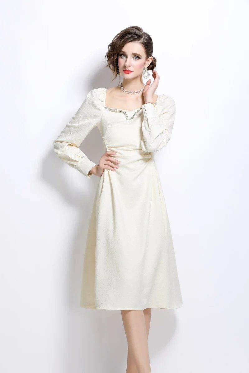 White Sweetheart Embellished Puff Sleeve Midi Dress