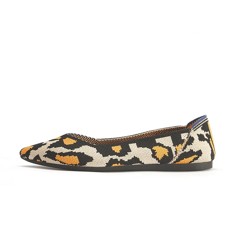 Comfortable Leopard Print Pointed Toe Flats