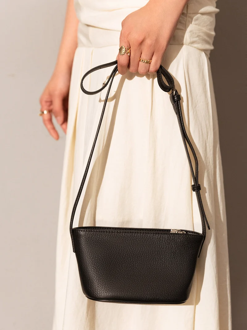 Samantha Zip Top Crossbody Shoulder Bag