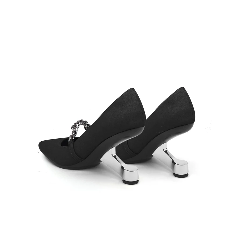 Chain Strap Suede Pumps