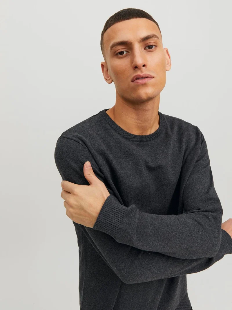 BASIC KNIT CREW NECK