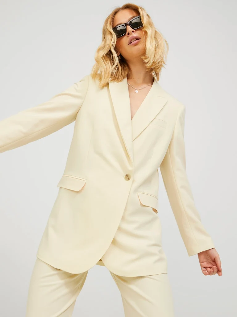 MARY BLAZER