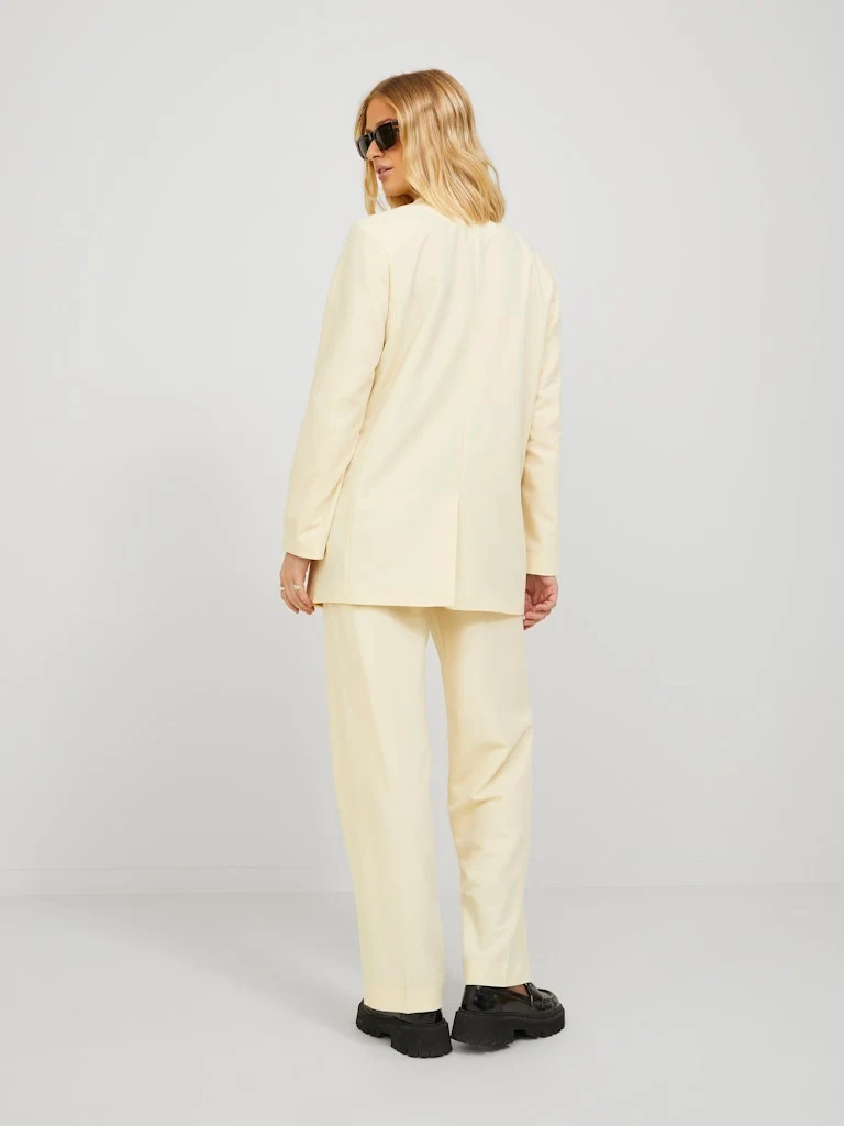 MARY BLAZER