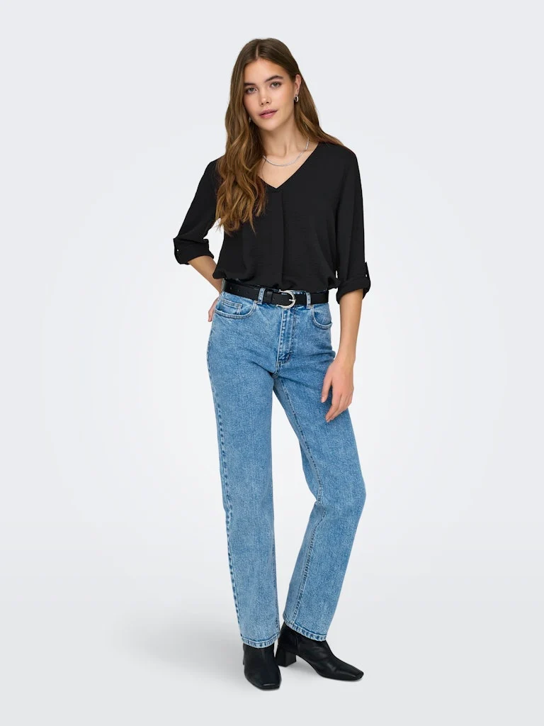 DIVYA 3/4 TOP